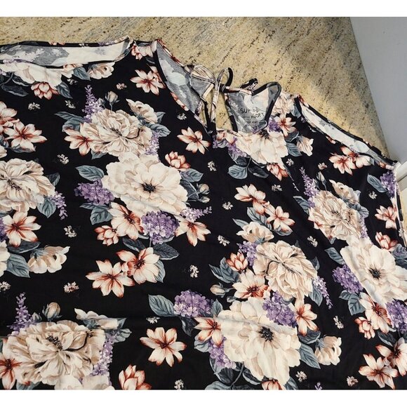New! Torrid Size 1X Super Soft Knits Black Floral Cold Shoulder Top Rayon Blend - Picture 8 of 13
